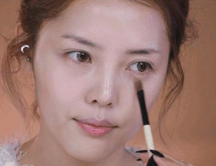 学会这5招变回细滑肌肤,学会这套护肤秒变明星皮肤