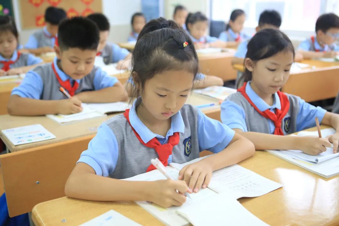 课后服务针对义务教育阶段吗,课后服务对教育教学的改变