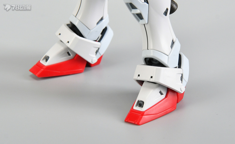 万代高达rgrx78-2,万代rg飞翼零式高达