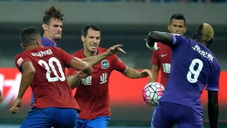 中超球衣名字拼音规范,中超球衣名字印花标准