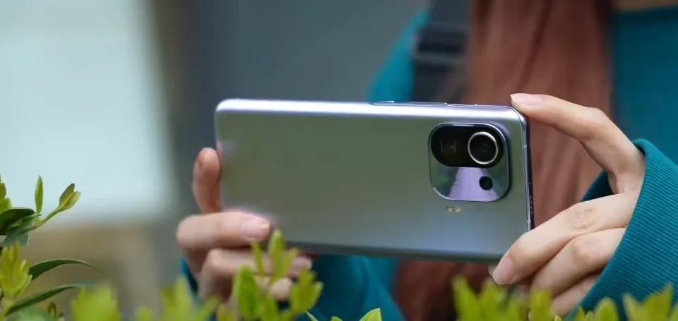 华为和小米到底哪个值得入手,小米和华为差距