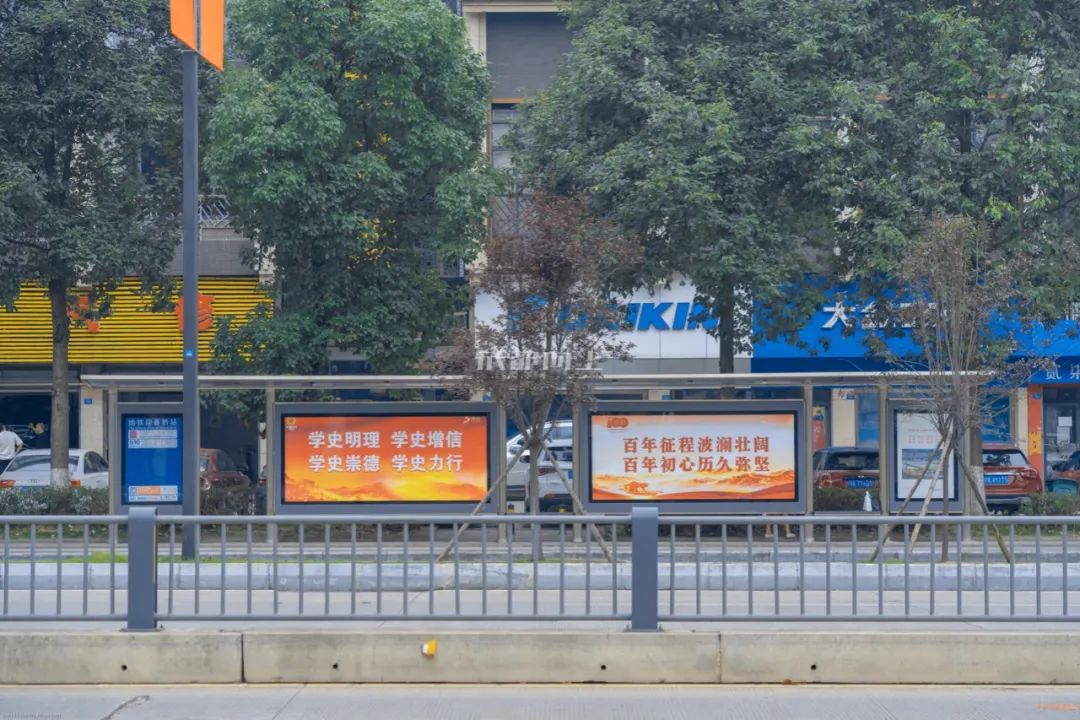 成都二圈层公交车对比,成都二圈层双流和龙泉谁更强