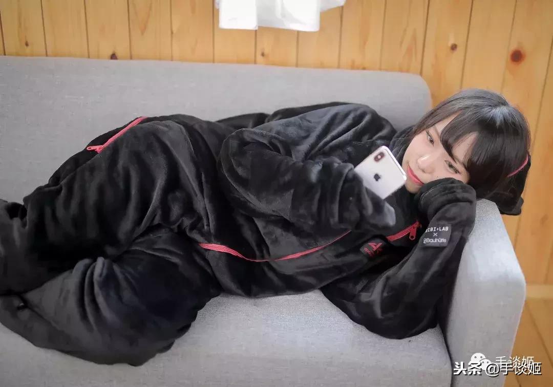 这也行原版视频,游戏玩家专用黑科技睡衣