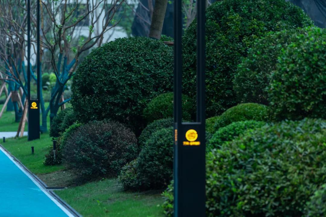 万科金开悦府,万科金开悦府高压线