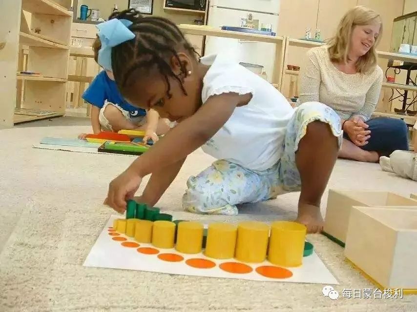 真正的蒙氏幼儿园是什么样子的,蒙台梭利教育和传统幼儿园的差异