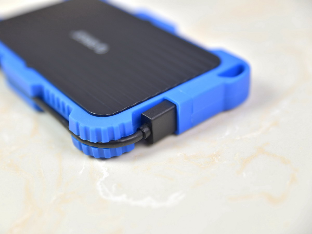 奥睿科三防硬盘盒,奥睿科2.5寸散热移动硬盘盒