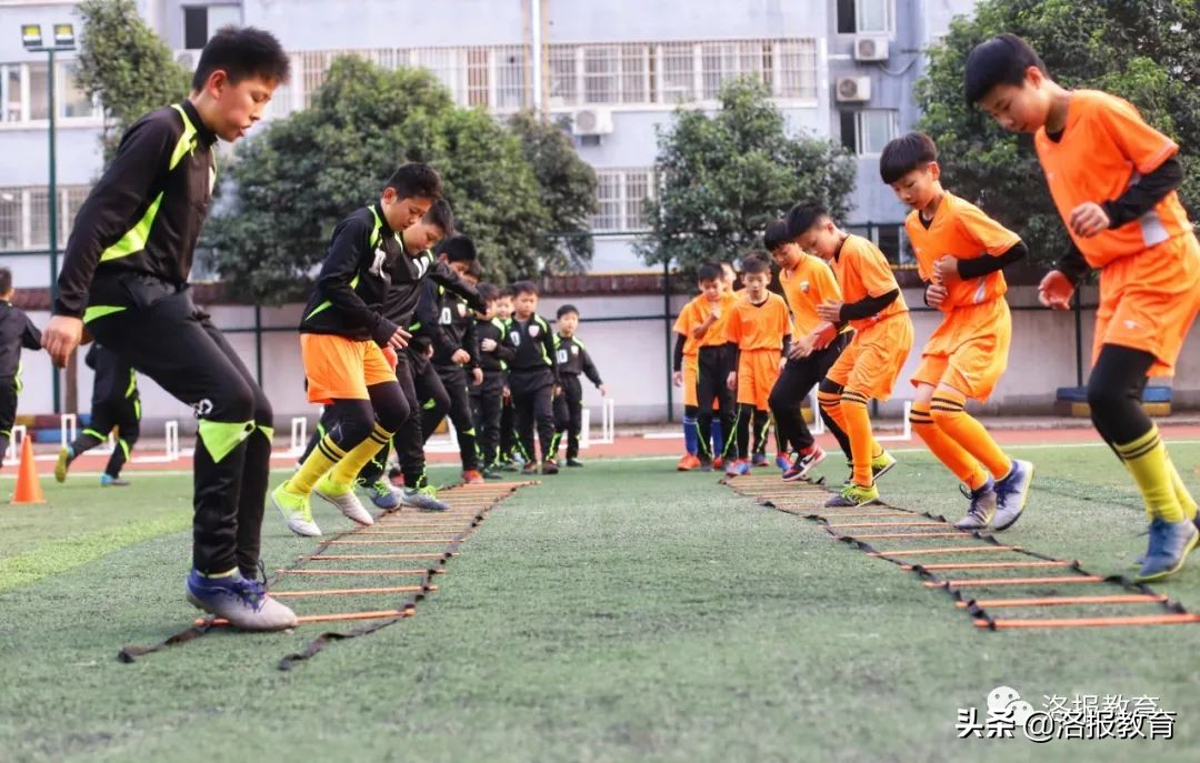 金杯闪闪，洛阳老城实验小学的体育特色很“哇塞”