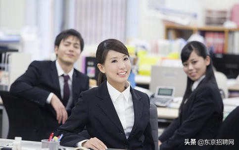 日本高温穿西装,日本上班族西装