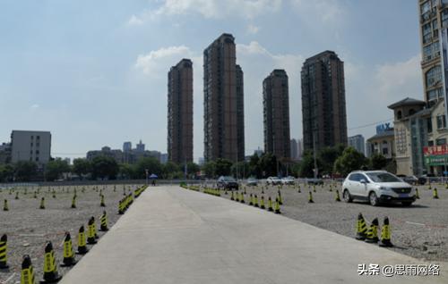 荆州有哪八个便民停车场,荆州市停车最新政策