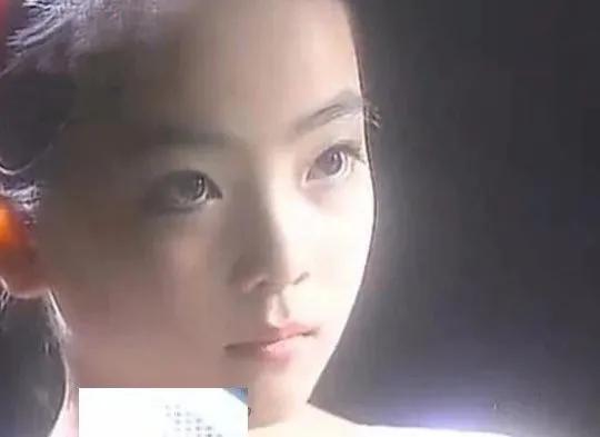 央视主持李思思瘦过头了,央视主持人李思思的成功之路