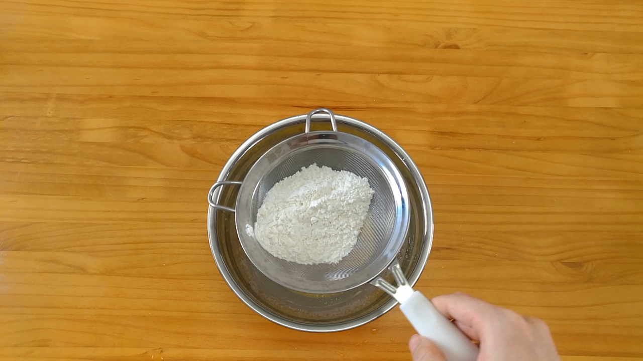 彻底告别失败电饭煲蛋糕详细做法,零失败的蛋糕卷教程