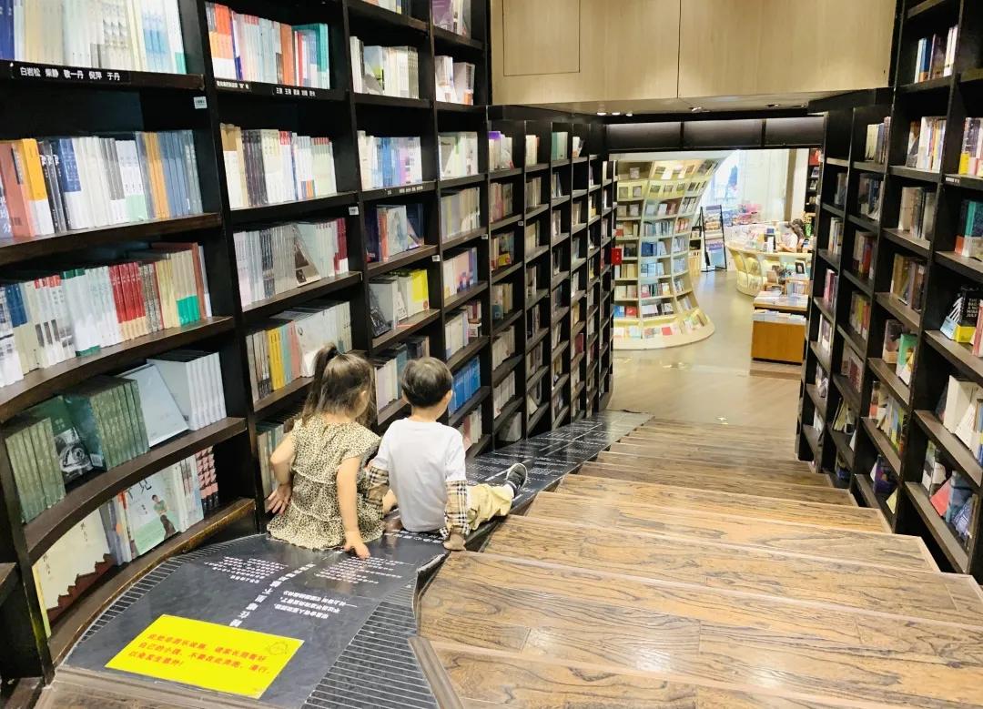 用阅读触摸成都|在成都不能错过的10家书店(下)