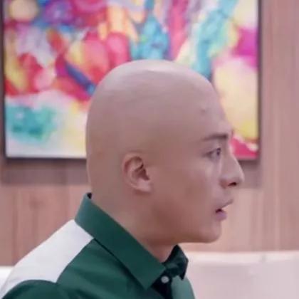 闺蜜基友开黑头像|空白的纸上，有过泪的划痕