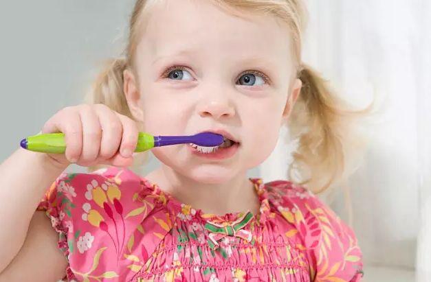 儿童牙齿如何保护防止蛀牙,预防小孩牙齿蛀牙最好做保护方法