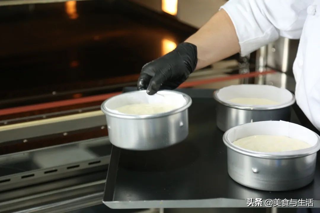 草莓奶油蛋糕教程来了你学会了没,韩国草莓蛋糕