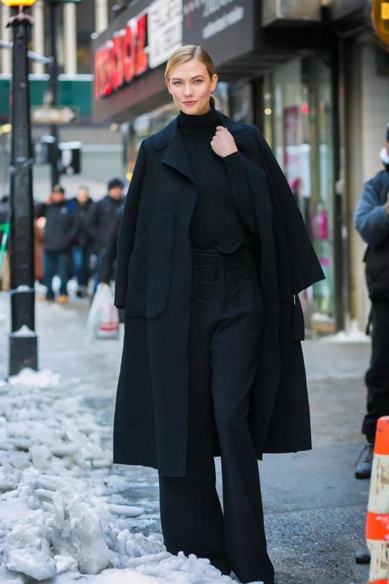 穿了这么多年裤子,一年四季都喜欢“阔腿裤”,立志穿出花来