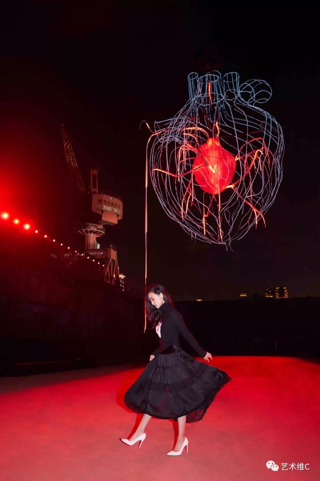 长得帅的人，事业都会成功！艺术家丁勇与他的冒险人生