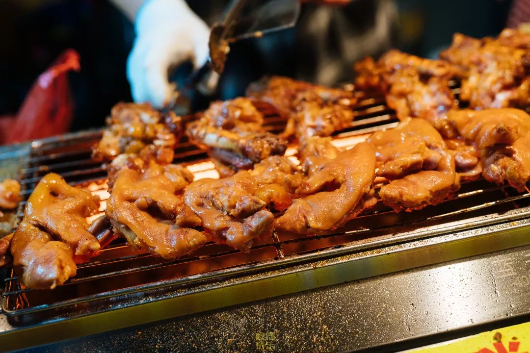 自从藏龙岛有了南延线,我就再没羡慕过别人家的学校!