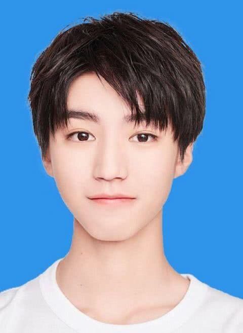 如何制作一份完美的简历,如何做出一份优美的简历