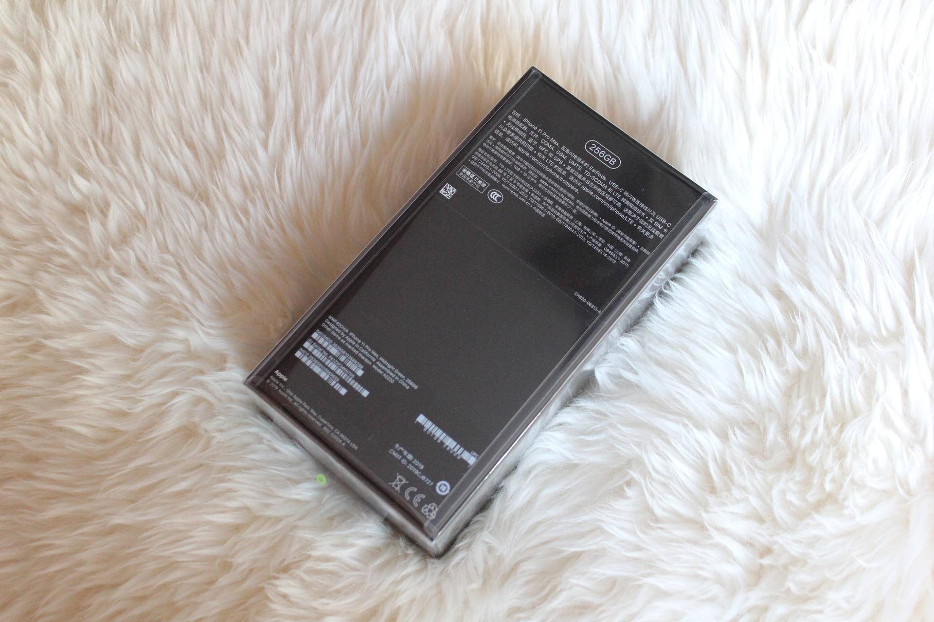 苹果iphone11promax暗夜绿256g,苹果11promax预计苹果5g降价