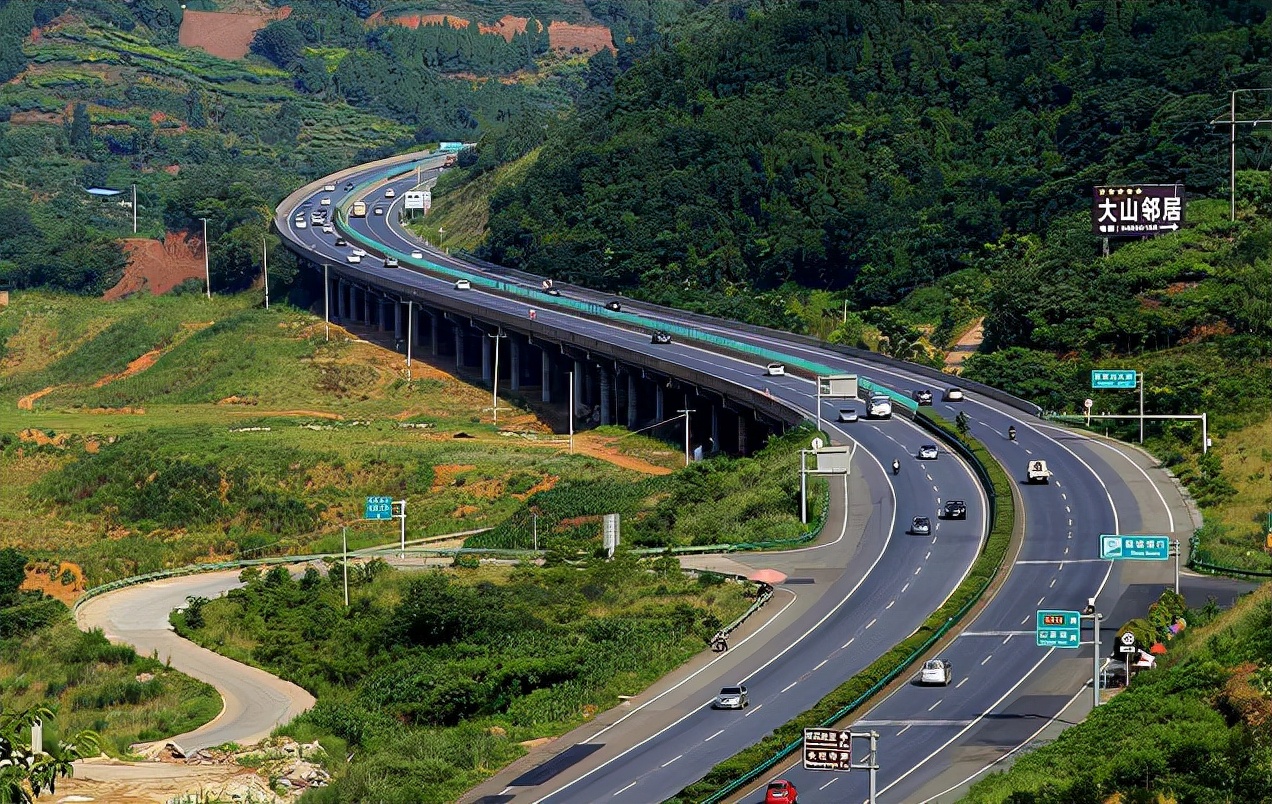 成都经济缺点,经济发展短板弱项