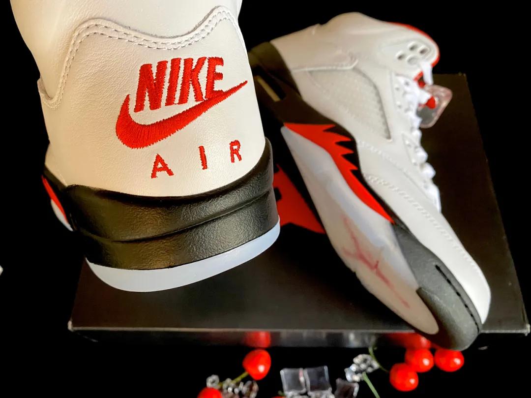 社区精选|开箱AJ5流川枫