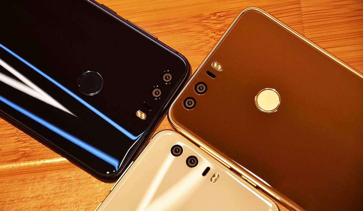 用了8年华为手机,用了三年的荣耀8变卡怎么办