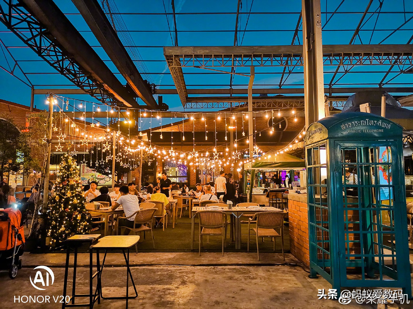 还在头条“集五卡”?需要发卡?歇一会儿,来看看这里