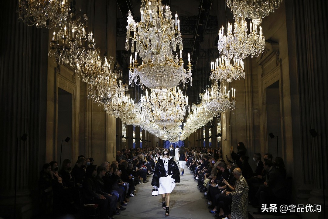 lv新包大全套都是包含什么,lv新包