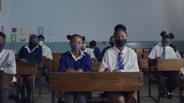 15倍价钱从苏富比拍来的Prada，要供奉在哪儿才好膜拜？