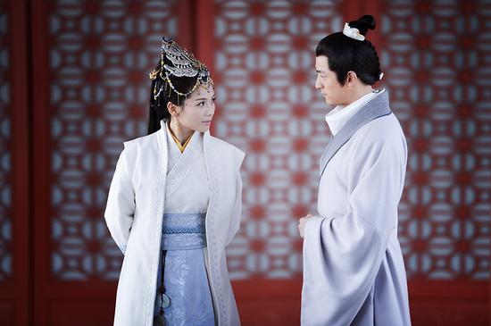 胡歌梅长苏相互成就,胡歌梅长苏人物概括