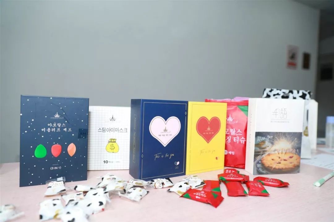 贫民窟彩妆10元以下粉底,超低价彩妆推荐