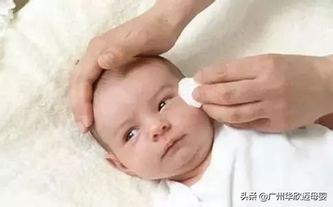 新生儿有眼屎是什么原因怎么护理,新生婴儿眼屎多流泪多怎么办