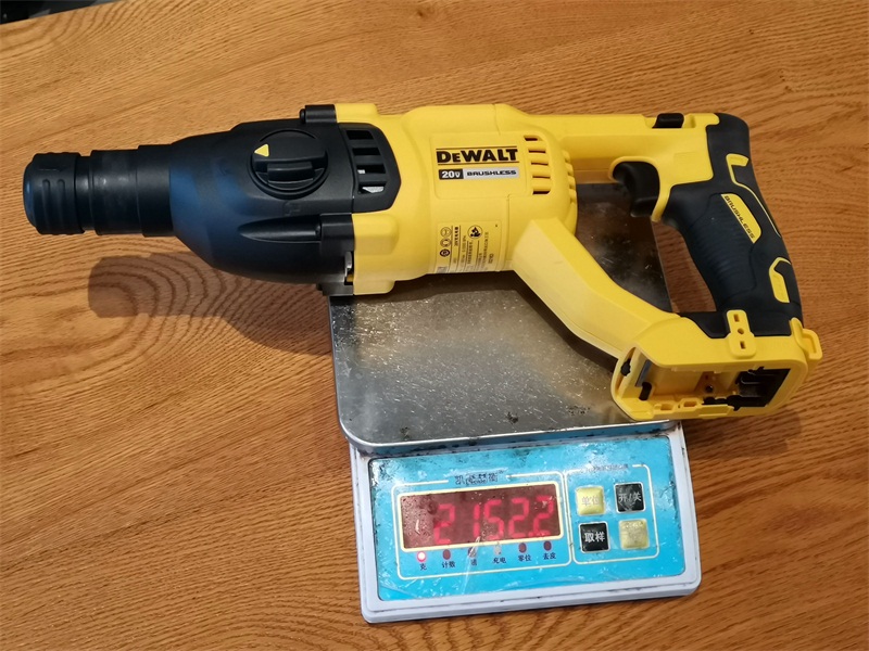 释放自我，轻巧随行-得伟DCH133无刷充电电锤入手使用体验