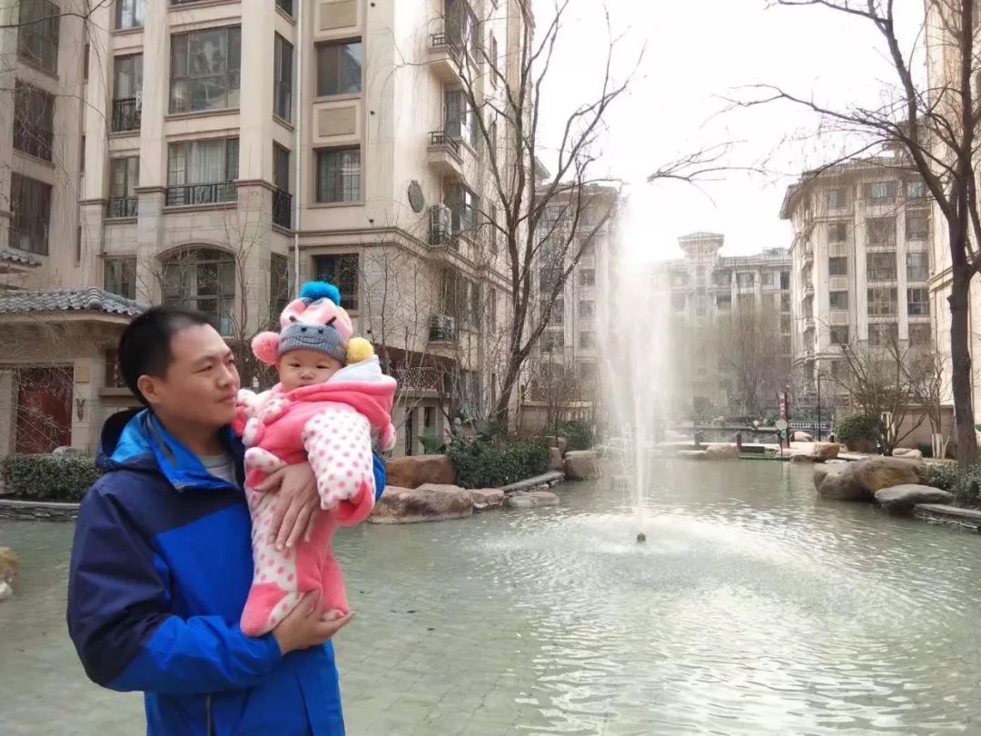 军爸给军娃惊喜视频,军爸送给军娃的六一礼物