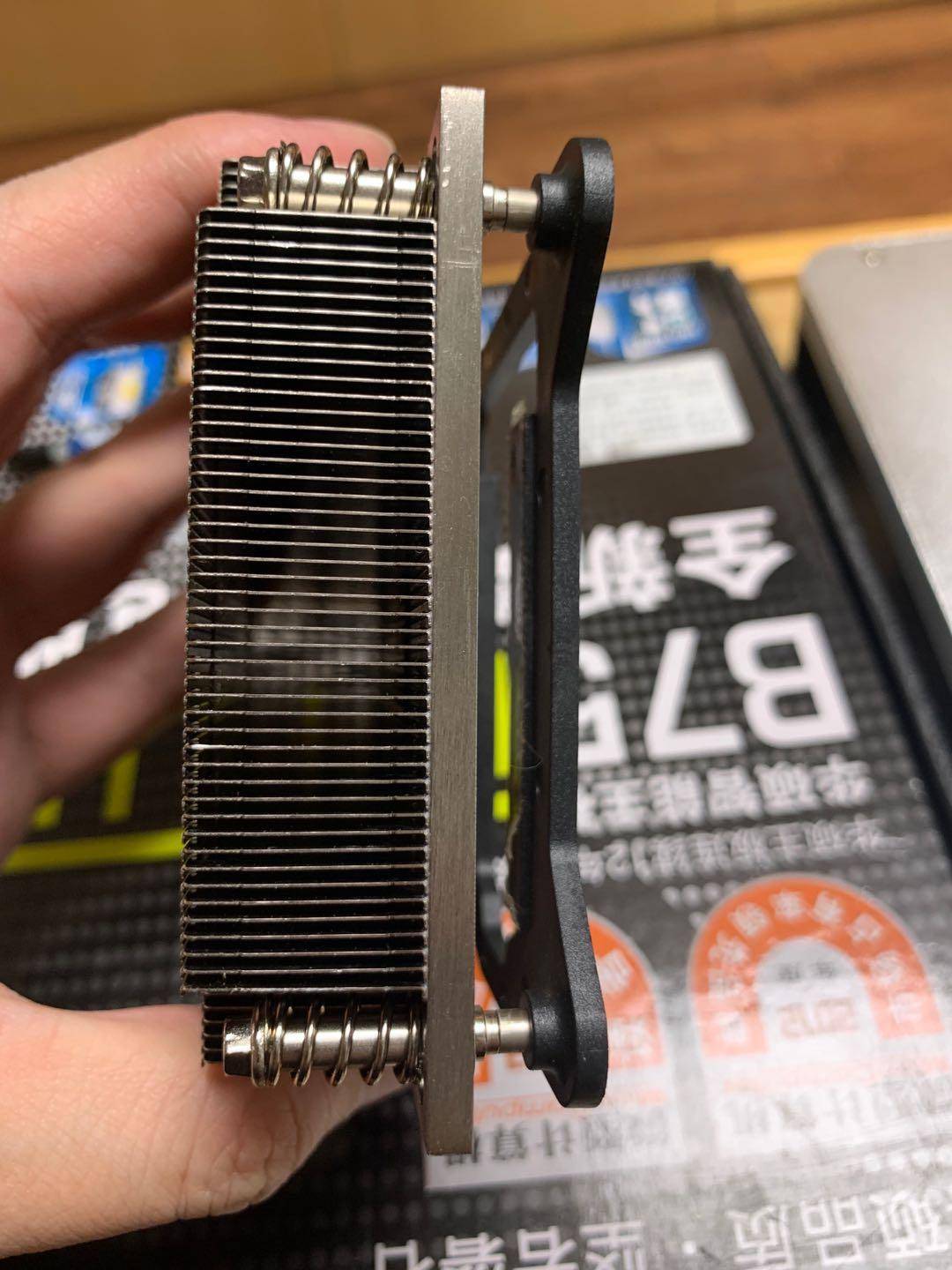 垃圾佬捡苹果手机,垃圾佬的视频大全