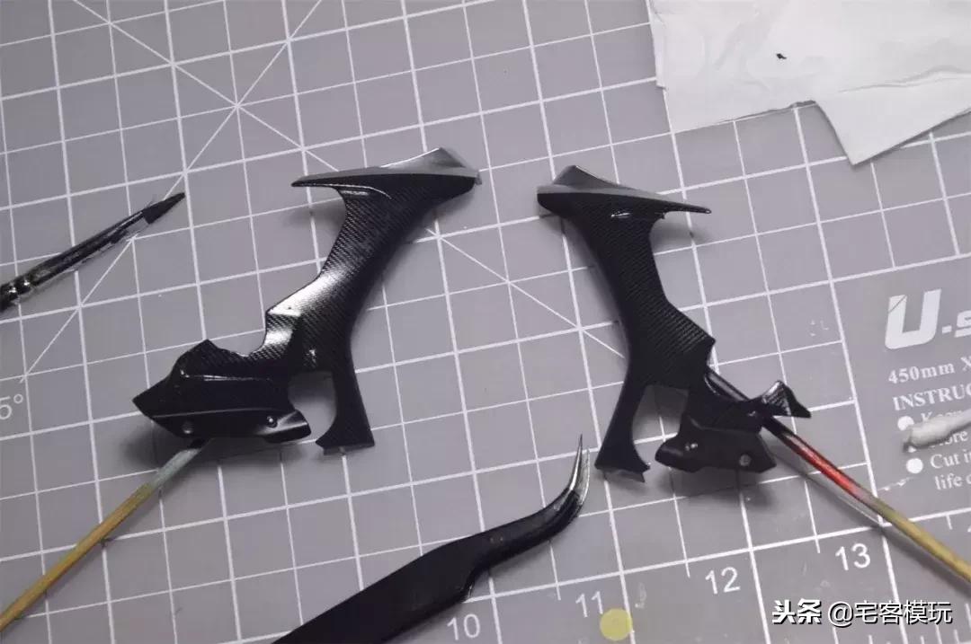 模型制作范例：田宫1:12雅马哈YZF-R1M,14133制作过程