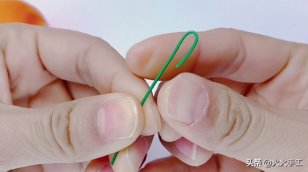 创意气球手工简单做法,长气球做南瓜造型