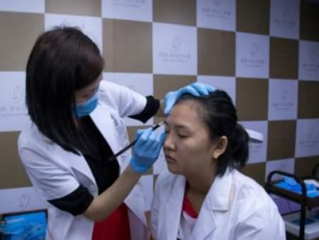 纹眉毛假不假,纹眉毛是不是纹贵的就不会变色