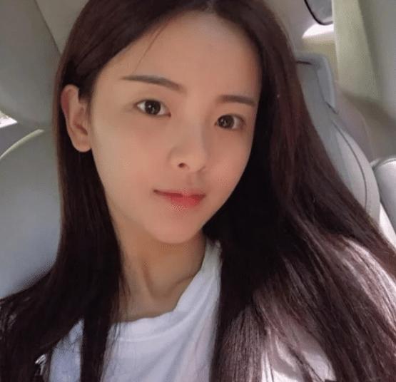 苏醒踢足球快乐再出发,苏醒砸电视机看球是哪场比赛