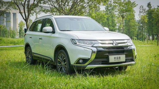 被冷落的好车？配2.4L+四驱，为何买三菱欧蓝德的人不多？