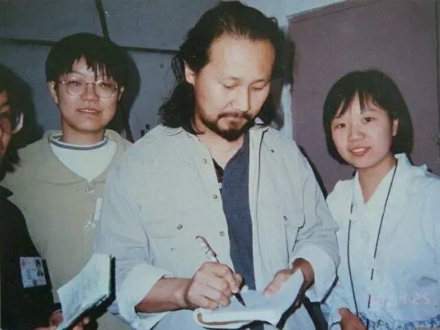 腾格尔现在的婚姻状况,腾格尔婚姻现状如何