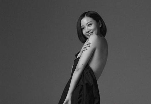 甄嬛传姚贝娜的照片,姚贝娜在中国好声音唱甄嬛传视频