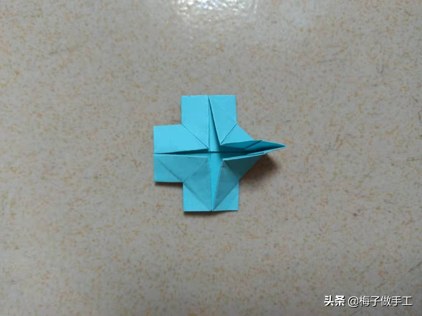 手工折纸衣服裤子美丽公主裙子,手工折纸上衣和裤子又简单又漂亮