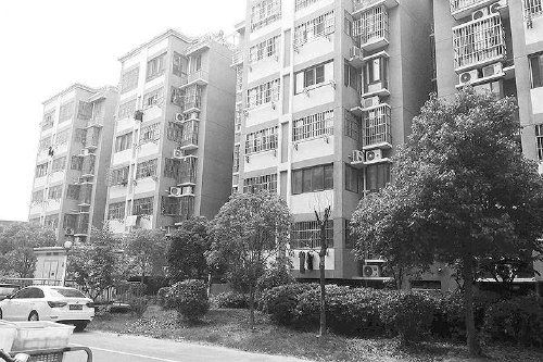 四处求诊还是被骗淮阴区检察官:热心大姐、资深教授都是*子骗**