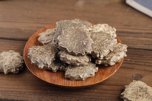 甲状腺结节和乳腺增生吃什么中药,甲状腺结节16x14算大吗中医能治吗