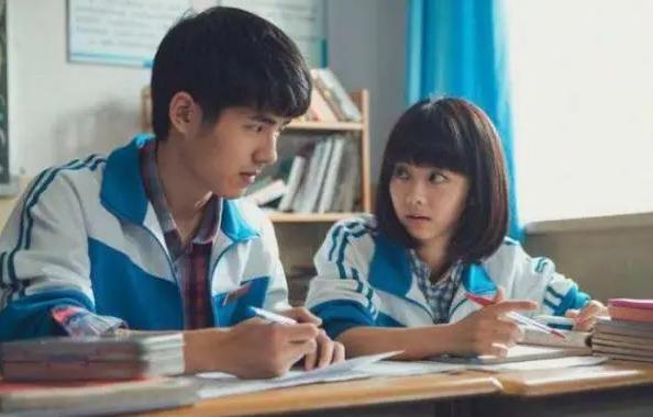 高中生最喜欢的同桌,高中生真的会喜欢自己的同桌吗