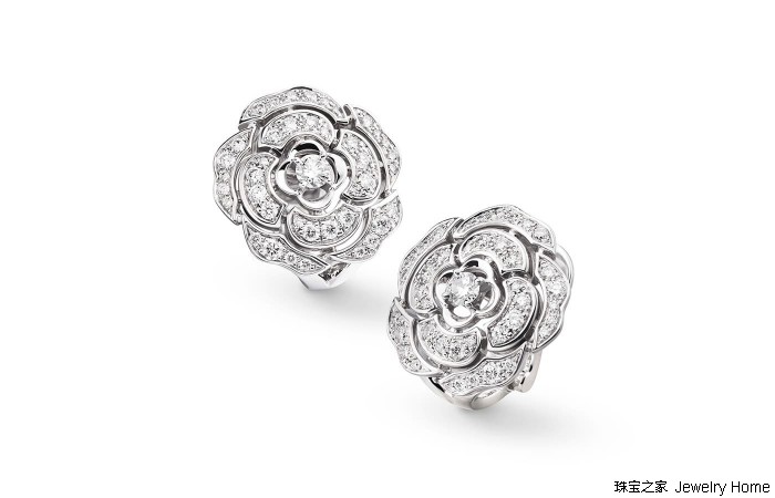真正的钻石耳钉,不容易掉的钻石耳钉