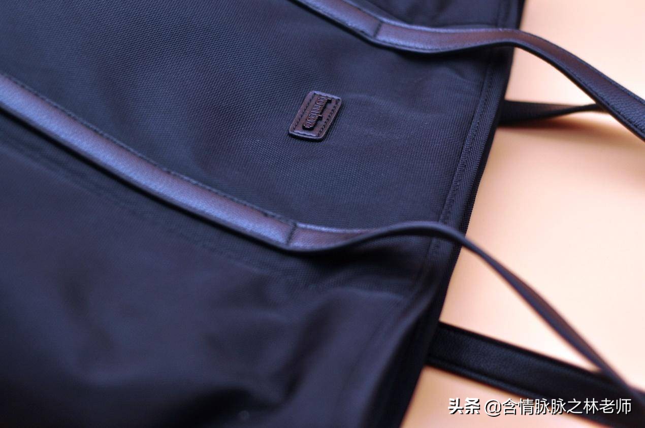 tomtoc托特包男生可以背吗,tomtoc简约托特包