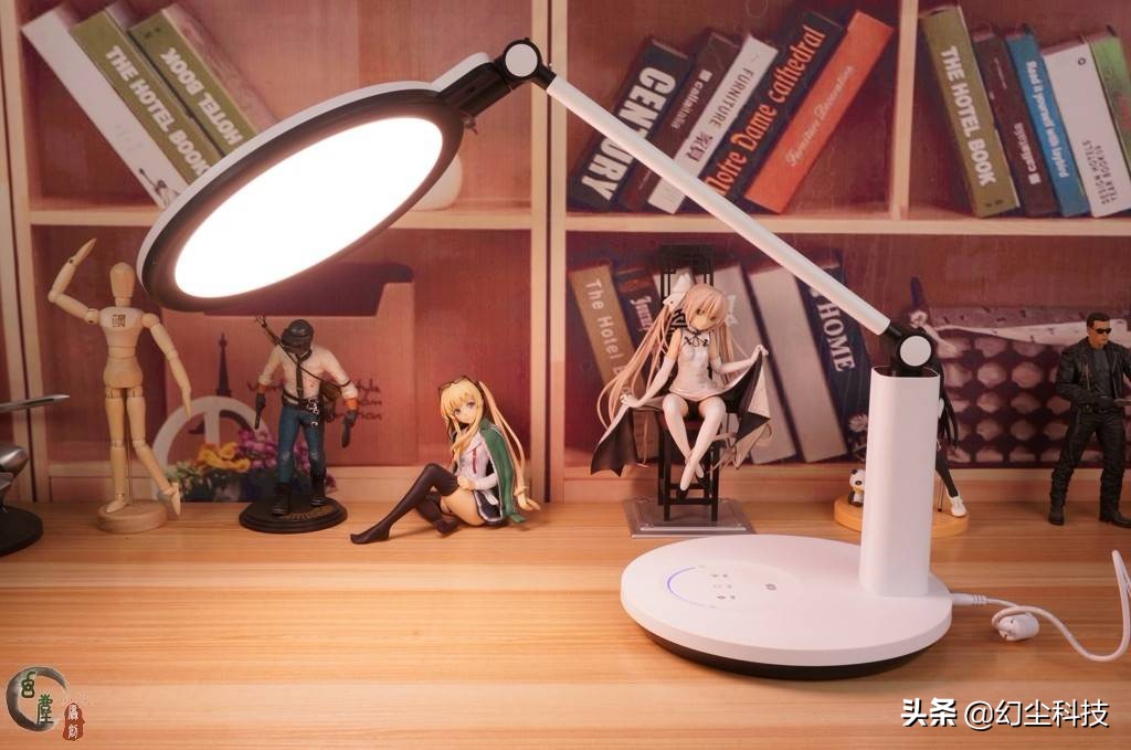 小米lite台灯和华为智选2i,小米充电台灯哪款值得入手